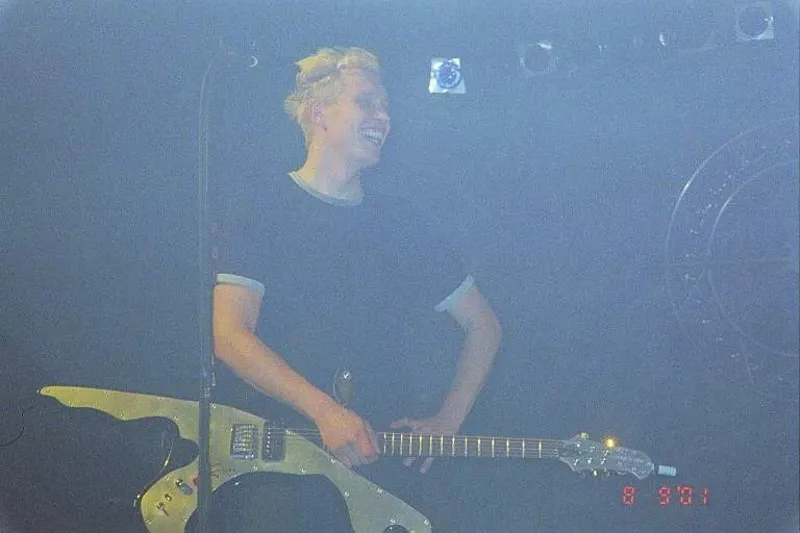 die ärzte in der Halle 401 am Flughafen Sylt