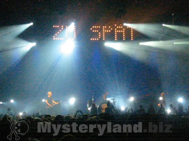 Abschluss des die ärzte Konzerts in der Westfalenhalle Dortmund