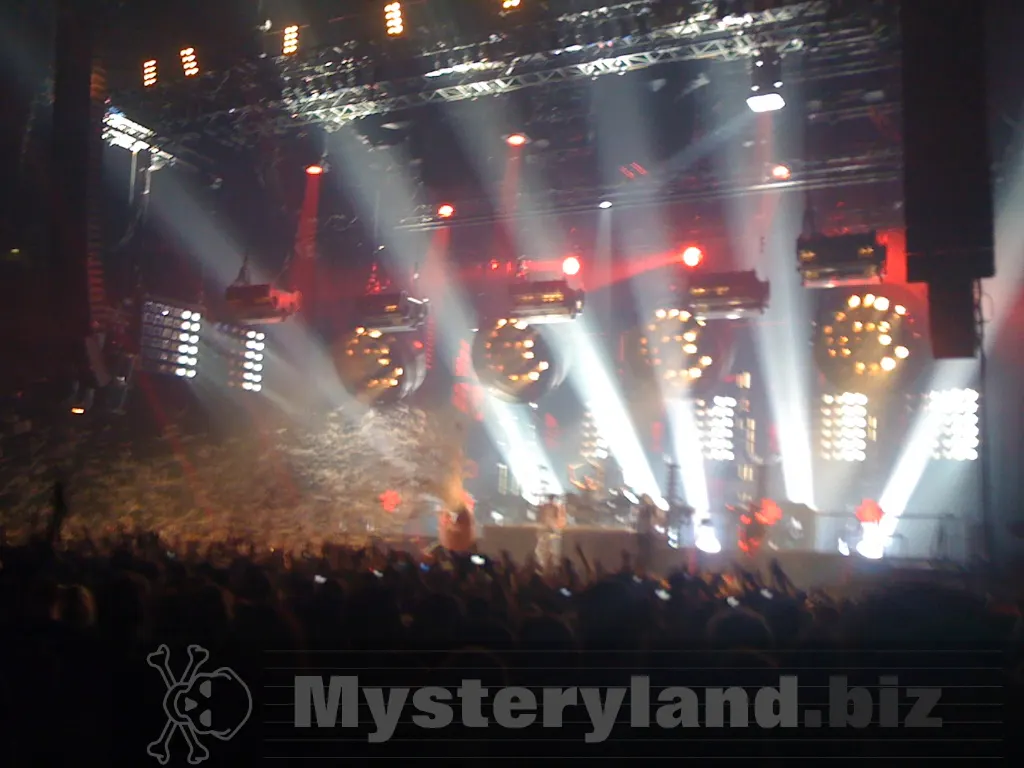 Rammstein live vor dem Publikum in Köln