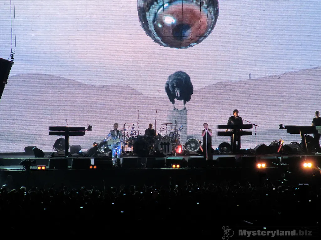 Depeche Mode live auf der Tour of the Universe in Düsseldorf