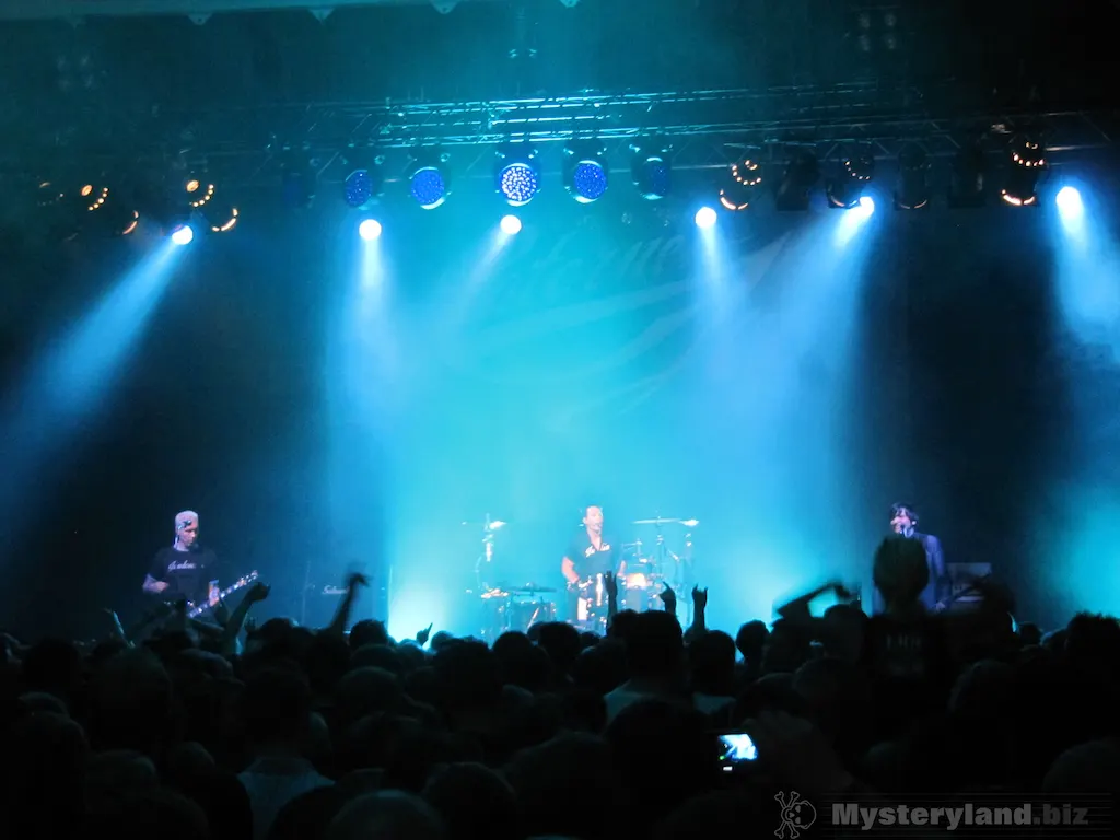 die ärzte unter dem Namen Laternen Joe auf der Small World Tour