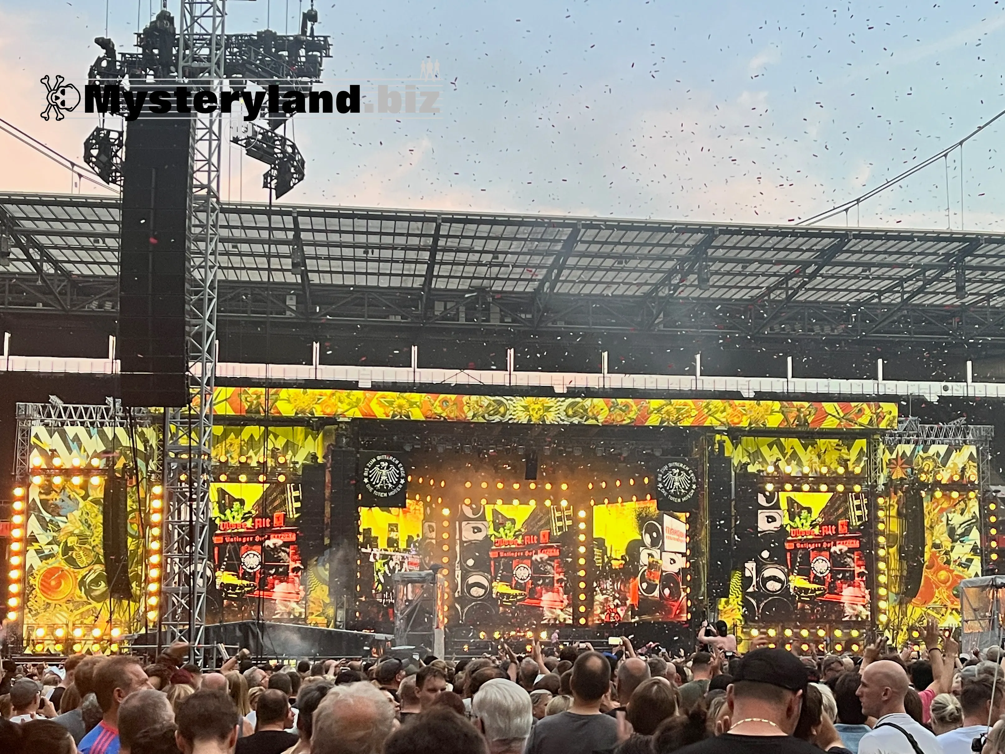Die Toten Hosen live um 21:44 Uhr
