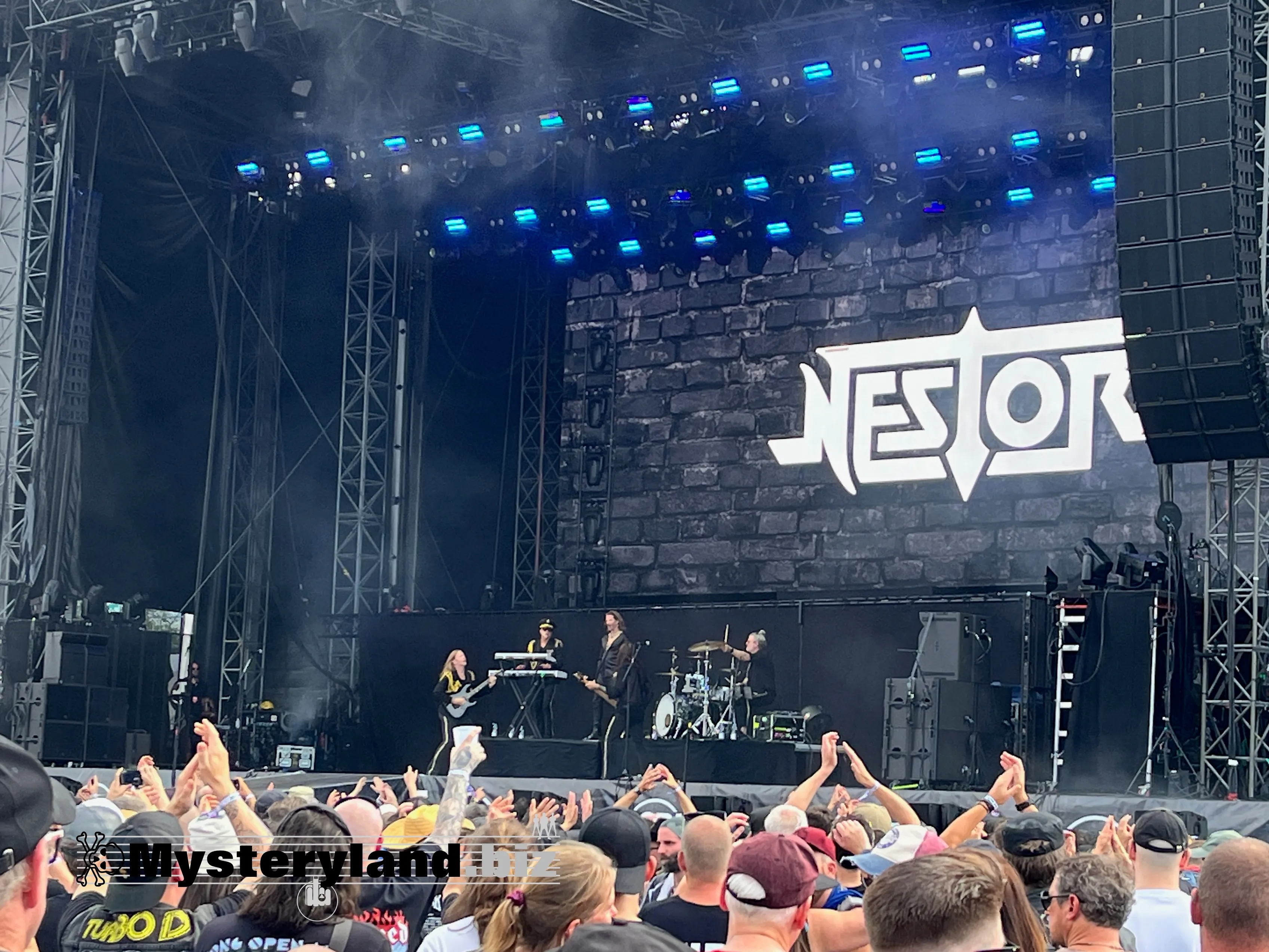 BOB!Fest live um 16:18 Uhr
